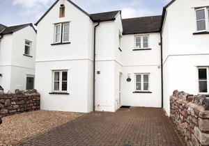 Clover Cottage - Four Bedroom House, Sleeps 8