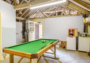 Coach House - UK33307