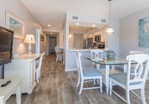 Coastal Charm with Lake and Golf Course View, Pool, Tram to Beach and Wharf.