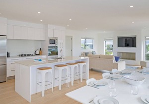 Coastal Pearl - Matarangi Holiday Home