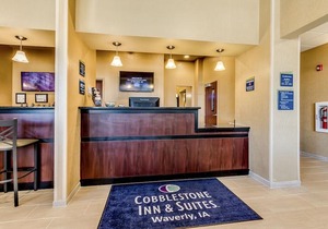 Cobblestone Inn and Suites Waverly