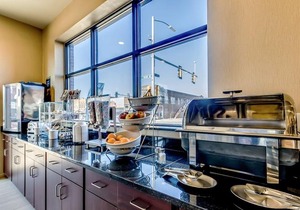 Cobblestone Inn and Suites Waverly