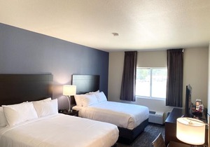 Cobblestone Inn & Suites - Forest City