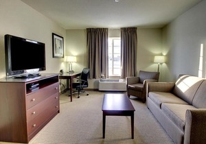 Cobblestone Inn & Suites-Winterset