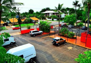 Coconut Grove Holiday Apartments
