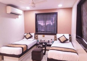 Colaba Suites - Near Taj Hotel