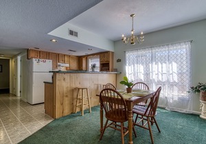 Colonial Crest 110 - Great location! - You can walk to town!