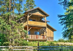 Columbia Falls Apt about 17 Mi to Whitefish Resort!