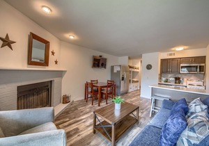 Comal Riverfront with Pool & Hot tub! Walk to downtown Tube rental next door!