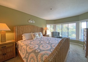 *Come Relax in This Private Bungalow by the Beach at Kingston Plantation!!*
