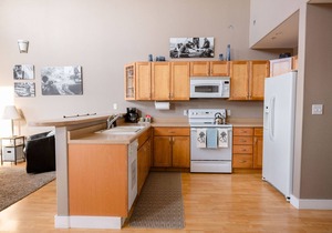 Comfort and Convenience in Downtown Sitka - Suite B