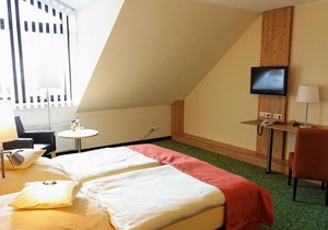 Comfort double room, shower or bath, WC - Hotel u. Landgasthof Zum Bockshahn