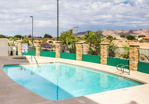 Comfort Inn and Suites Yuma I-8