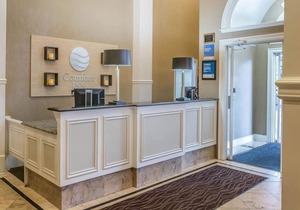 Comfort Inn Plainwell