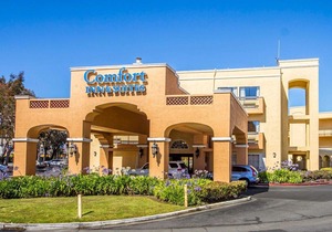 Comfort Inn & Suites San Francisco Airport North