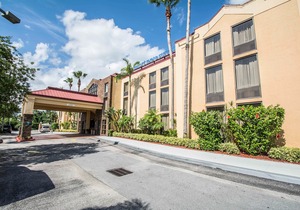 Comfort Inn & Suites Lantana - West Palm Beach South