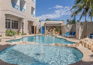 Comfort Inn & Suites Levittown