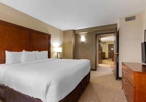 Comfort Suites Near Potomac Mills