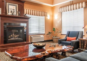 Comfort Suites Redmond Airport