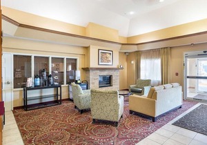 Comfort Suites Saginaw