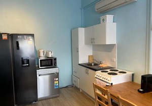 Comfortable 1 bedroom duplex close to everything