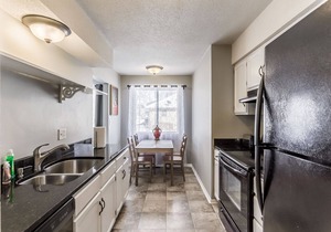 Comfortable and elegant 3BDR duplex, unit # 2