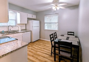 Comfortable and elegant 3BDR duplex, unit # 5