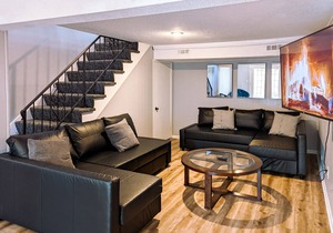 Comfortable and elegant 3BDR duplex, unit # 5