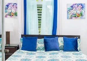 Comfortable, cozy, private bedroom in a lovely private residence