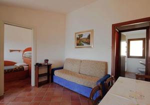 Comfortable home with terrace, located in nature
