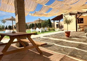 Comfortable House with Shared Pool in Alcaracejos