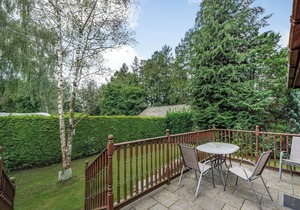 Comfortable lodge with one double with en suite shower and one twin.