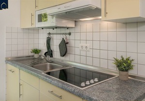 Comfortable vacation apartment with covered balcony and sea view in Koserow