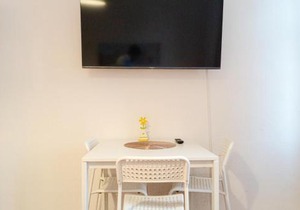 Comfy 2BR- Apartment near Wiener Stadthalle