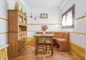 Comfy Holiday Home in Carcabuey with Patio