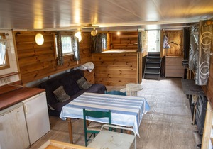 Comfy Houseboat in Florennes next to the Forest