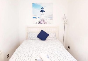 Commercial City Rooms
