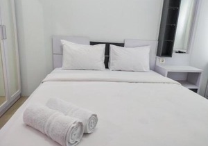 Compact and Cozy Tamansari Mahogany Studio Apartment By Travelio