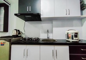 Compact and Cozy Tamansari Mahogany Studio Apartment By Travelio