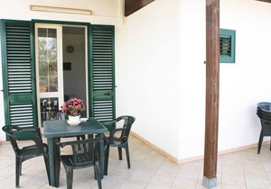 Complete relax away from the chaos immersed in the Salento countryside