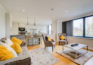 Concord Apartments Kew 1 Bedroom w\Parking