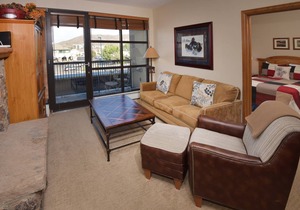 Condo ∙ 2 bedrooms ∙ 6 guests