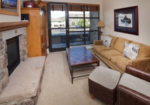 Condo ∙ 2 bedrooms ∙ 6 guests