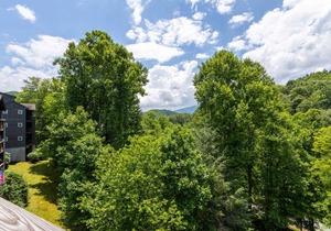 Condo ∙ 2 bedrooms ∙ 8 guests