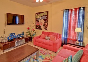 Condo ∙ 2 bedrooms ∙ 6 guests