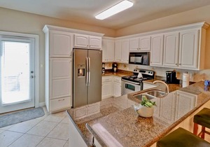 Condo ∙ 2 bedrooms ∙ 6 guests