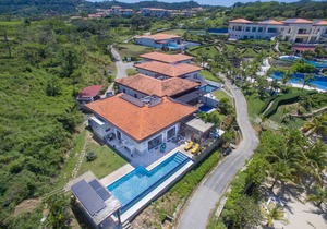 Condo ∙ 3 bedrooms ∙ 8 guests