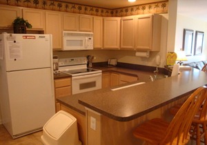 Condo 331 Parkview Bay, Osage Beach Lakefront LABOR DAY SPECIAL, BOOK NOW