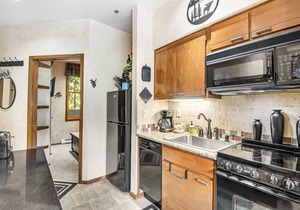 Condo in the Heart of River Run Village, with Jet Tub & Mountain Views