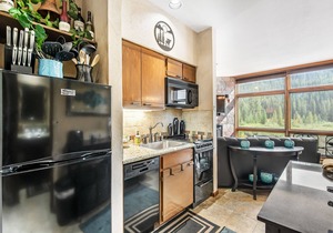 Condo in the Heart of River Run Village, with Jet Tub & Mountain Views
